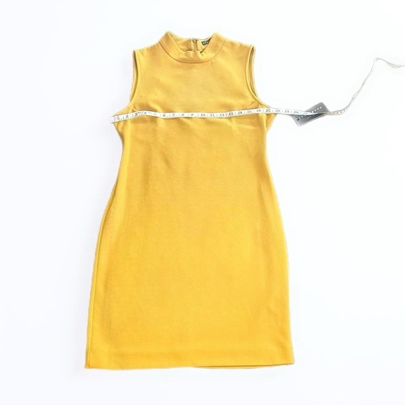 Vibrant Sharagano Sleeveless Dress Size 8 - Chic Must-Have for Any Wardrobe! - Picture 9 of 11
